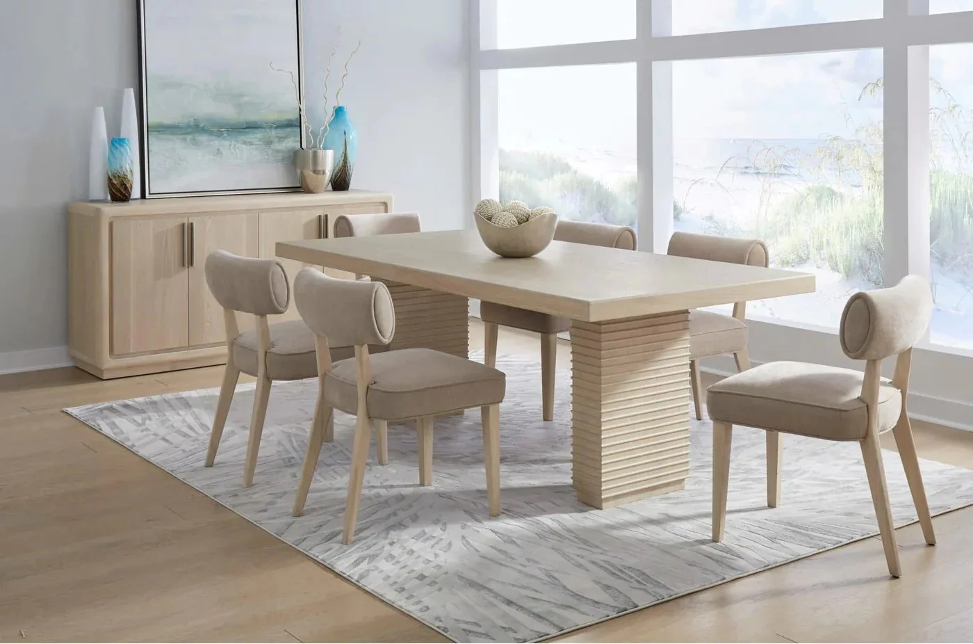 Furniture & Home Decor